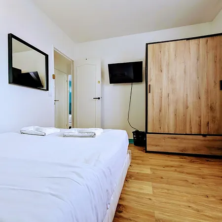 Chic With Parking * Mantes-la-Jolie